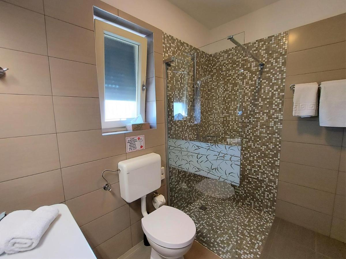 Rooms And Apartments Istrasoley بالي المظهر الخارجي الصورة
